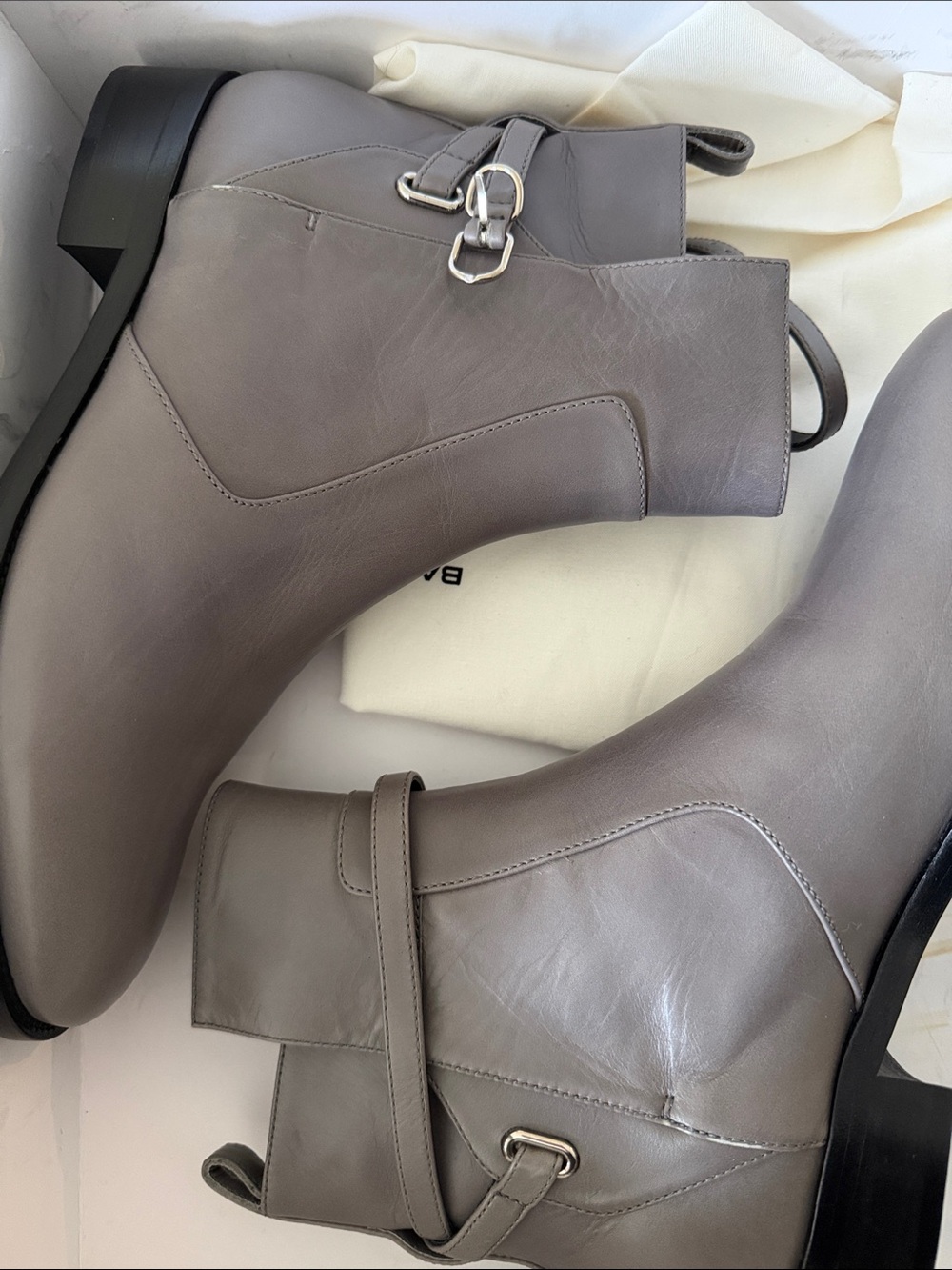 Balenciaga Taupe Gray Leather Ankle Boots - Picture 3 of 7